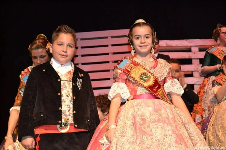 Presentación infantil falla Diana 2016 - Manu y Gisela