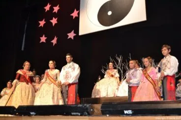 45 Presentación Camp Roig 2016 – Pleitesía de la Falla Darrere del Castell