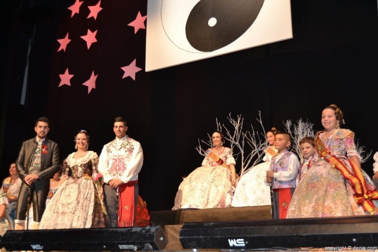 52 Presentación Camp Roig 2016 - Pleitesía de la Falla Baix la Mar
