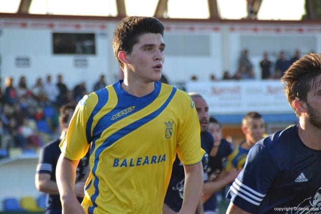 Alberto Morera durant el partit contra el Oliva