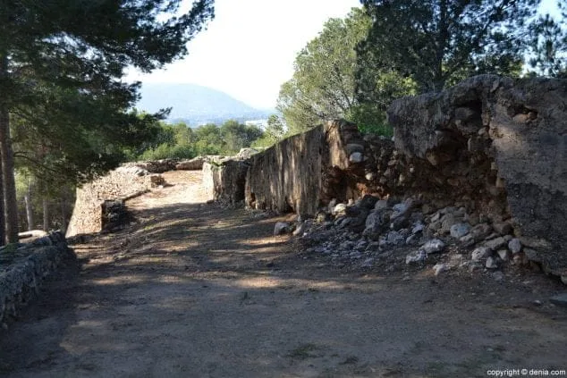 Il reste le Castell de Dénia