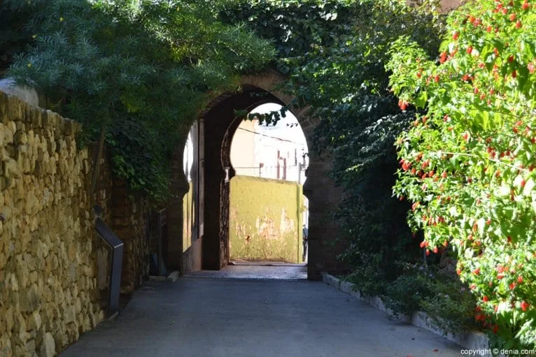 Castillo de Dénia - Acceso