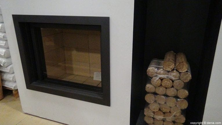 Chimenea moderna Naymo Calor