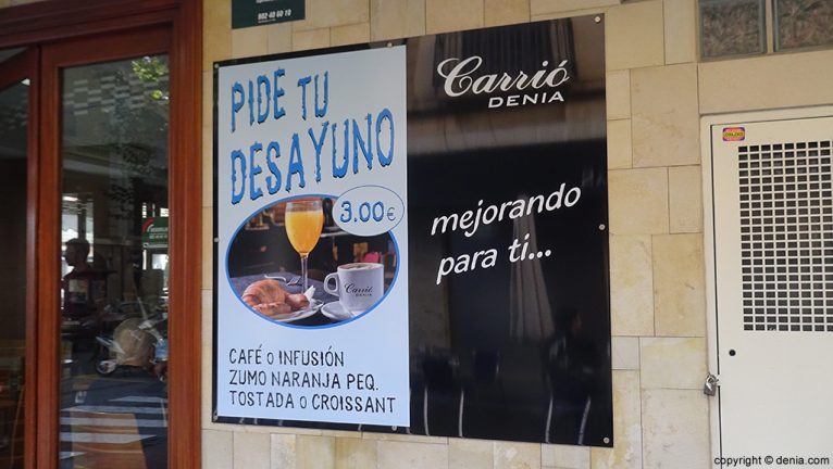 Petit-déjeuner Bar Carrió