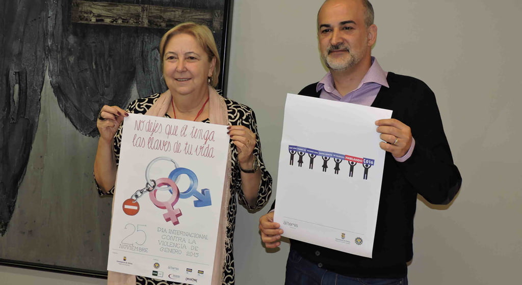 Elisabet Cardona y Javier Scotto en la presentación de los actos conmemorativos del Día Internacional contra la VIolencia de Género