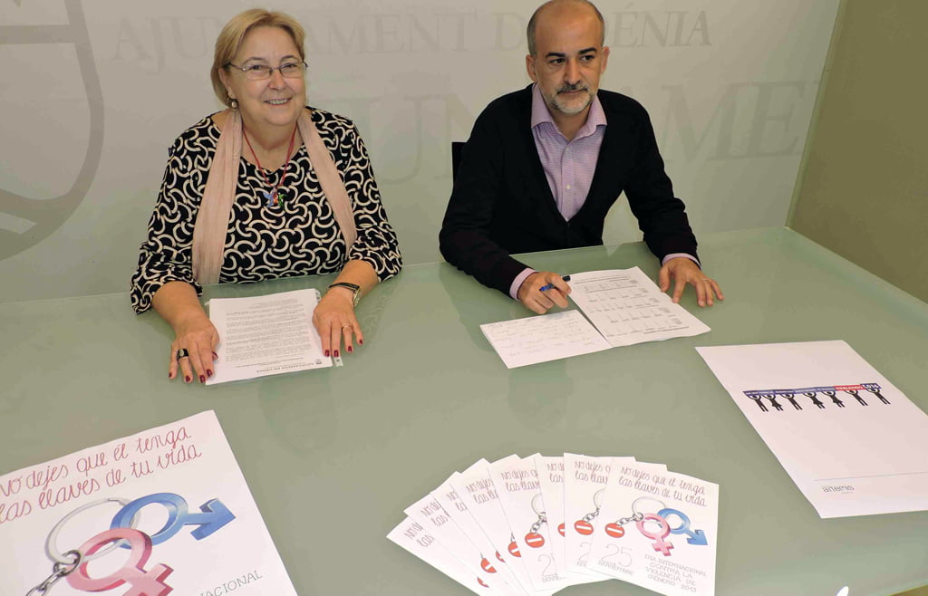 Elisabet Cardona y Javier Scotto presentan los actos del Dïa Internacional Contra la Violencia de Género