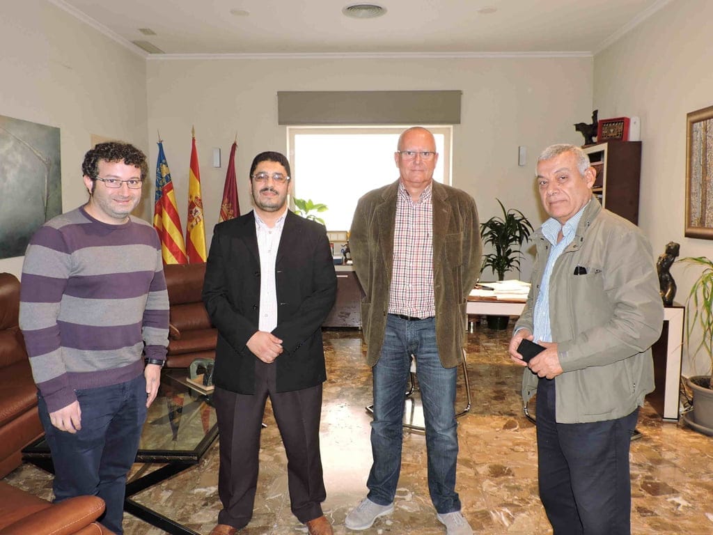 La comunidad islámica de Dénia muestra su rechazo a la violencia terrorista 1 Encuentro con miembros de la comunidad islámica de Dénia