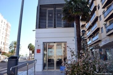 Entrada al actual edificio de Jovemps