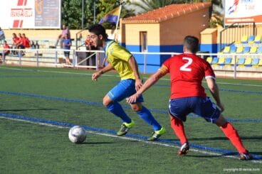 Josep entrando en el área rival