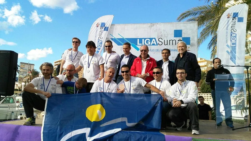 Los veteranos del C Rem Dénia en el podio