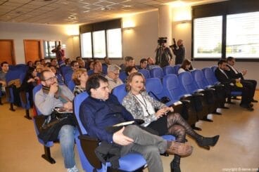 Asistentes a la inauguración