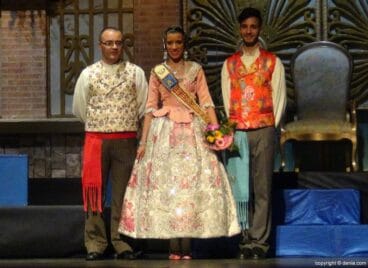 Presentación Les Roques – Corte de honor