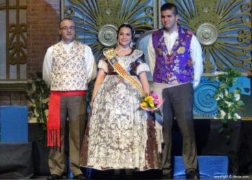 Presentación Les Roques – Corte de honor