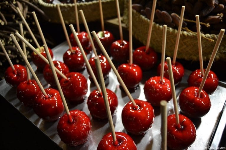 Feria Medieval Dénia - Manzanas de caramelo