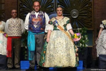 Presentación Les Roques – Corte de honor