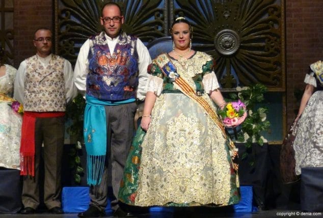 23 Presentación Les Roques Corte de honor