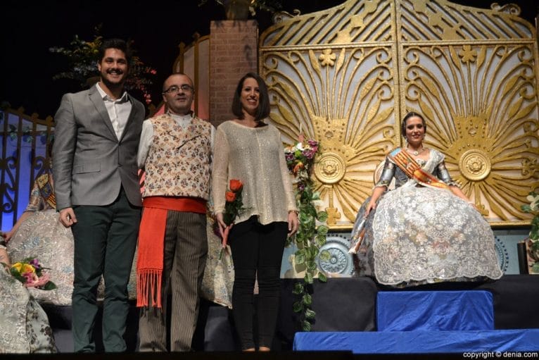 Presentación Les Roques - Junta Local Fallera 2013