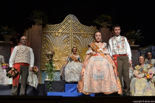 43 Presentación Les Roques Cargos infantiles