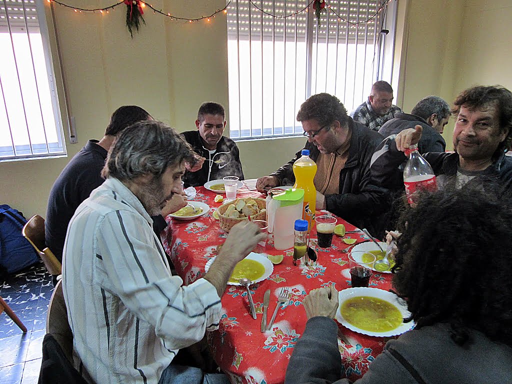 Comida de Navidad en el comedor social de Dénia