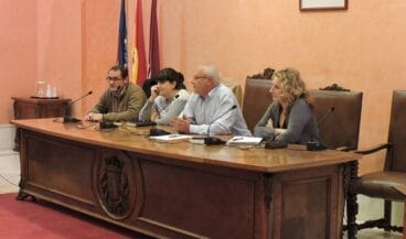 Grimalt, Tamarit y los técnicos de deportes y turismo