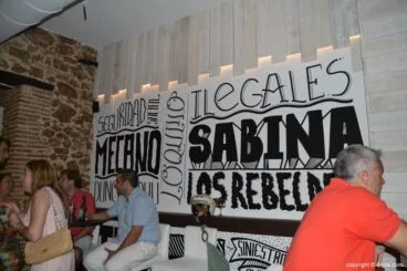 Interior The Girl From Yesterday