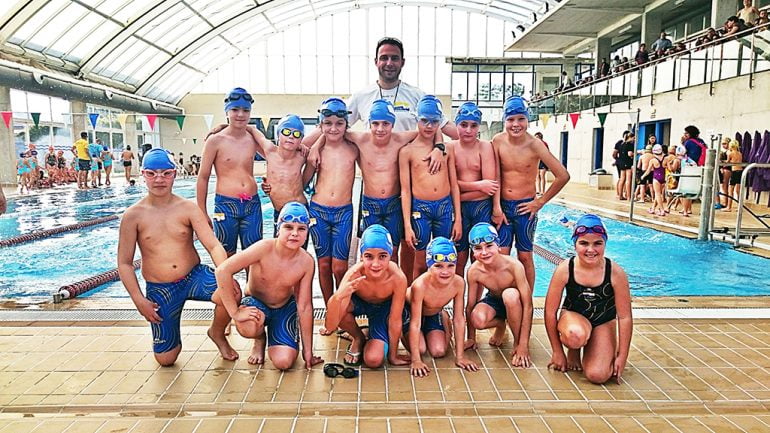 Nadadores del CN Dénia en Ondara prebenjamí i benjamí