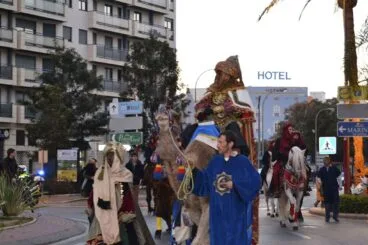 Cabalgata de los Reyes Magos 2015, llegada de los Reyes a camello