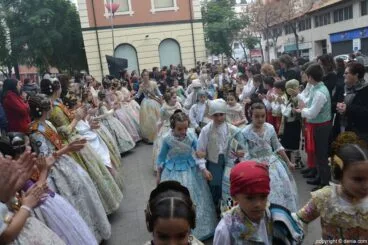 Presentación infantil Campaments 2016 – Llegada de la comisión