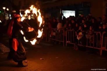 Cabalgata Reyes Magos 2015 – malabaristas de fuego
