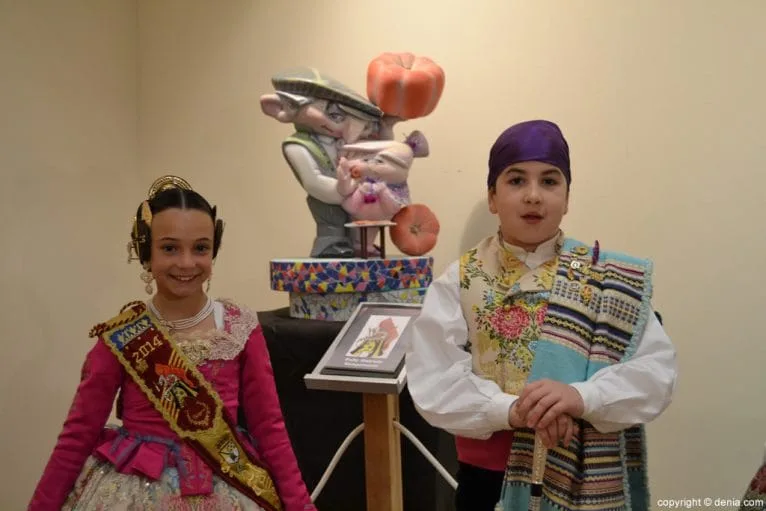 Ninot infantil de la Falla Campaments