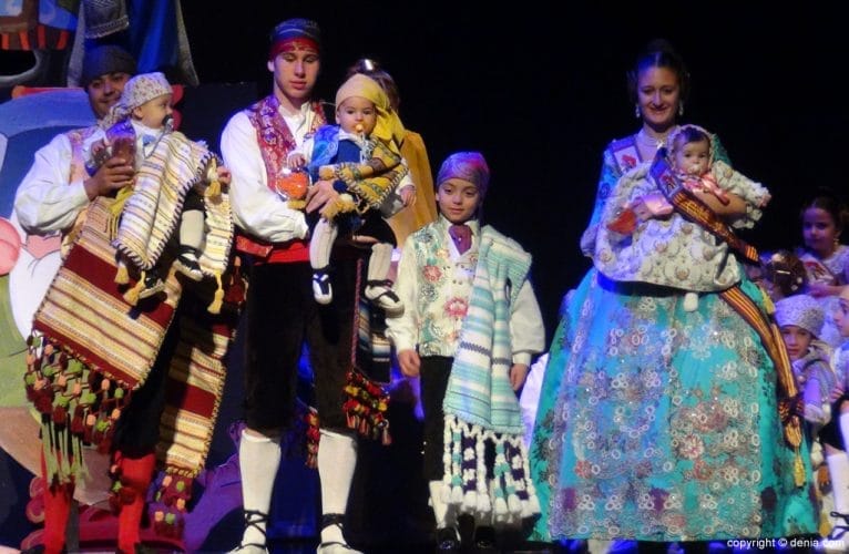 Presentación infantil Campaments 2016 - Comisión infantil