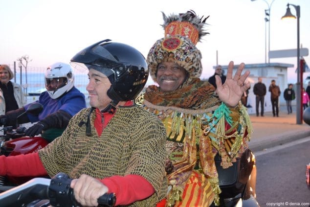 28 Cabalgata Dénia 2016 Baltasar en moto