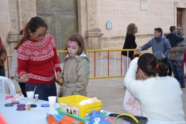 29 Visita de los Carteros Reales Dénia Maquillaje fantasía