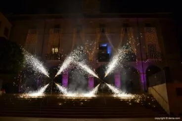 Cabalgata Reyes Magos 2015 – fuegos artificiales