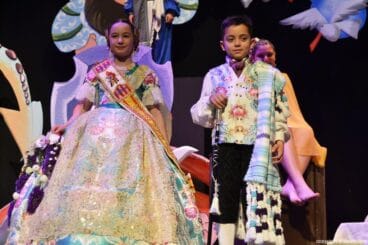 Presentación infantil Campaments 2016 – Lluna e Izan