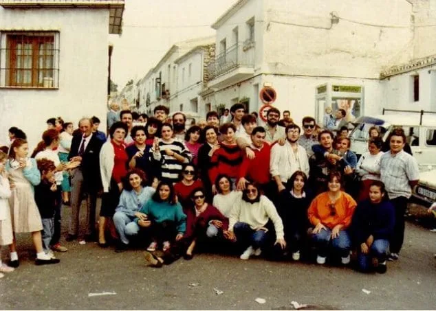 Falla Les Roques: historia, ubicación, primeros monumentos y cargos 38 Imagen: Comisión Les Roques 1987