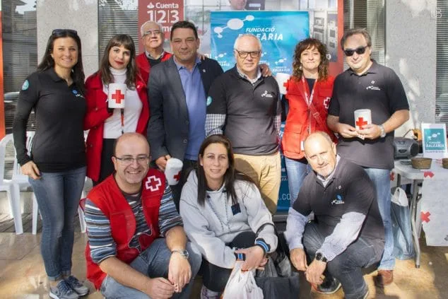Cruz Roja Dénia recaudó cerca de 5.000 euros en el Día de la Banderita 10 Día de la Banderita Dénia 2015 Fundació Baleària