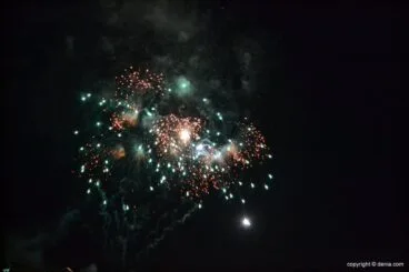 Espectáculo de fuegos artificiales en Dénia