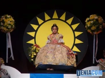 Fallera Mayor Infantil Baix la Mar 2012 – Astrid Pons