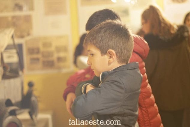 Visita de la falla Oeste al Museo del Juguete