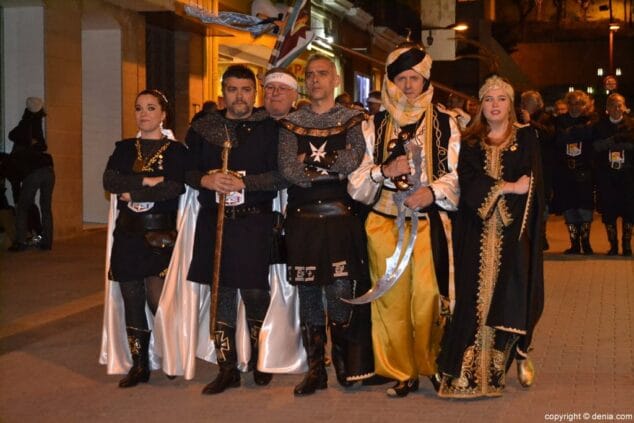 00 Entraeta Mig Any 2016 Capitanes y abanderadas