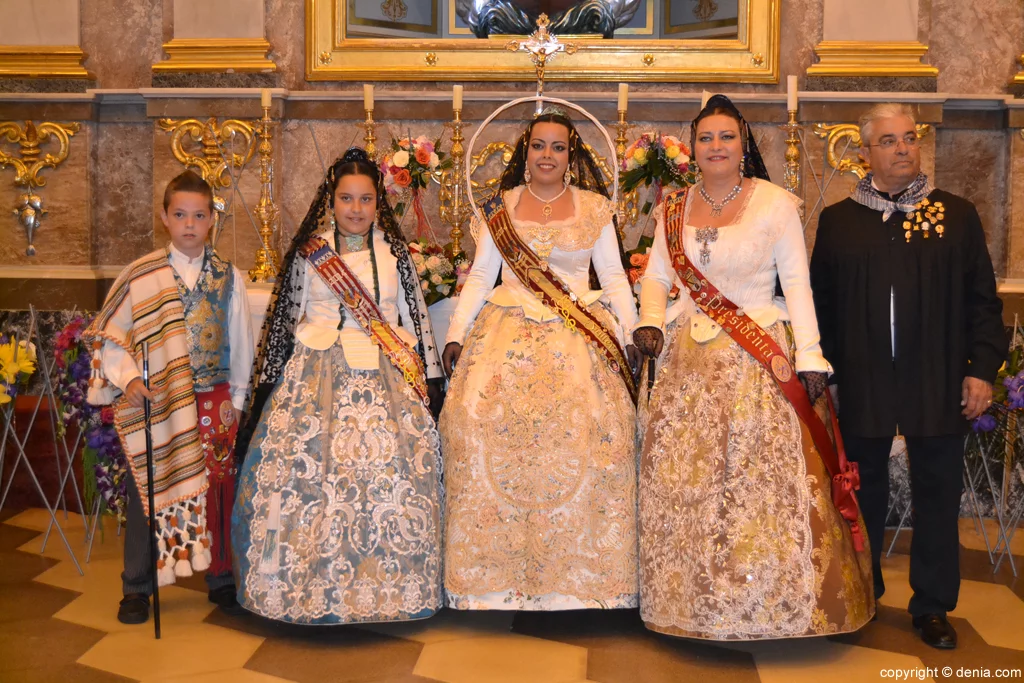 Ofrenda de flores Fallas de Dénia 2014 – Ofrenda de la Falla Darrere del Castell