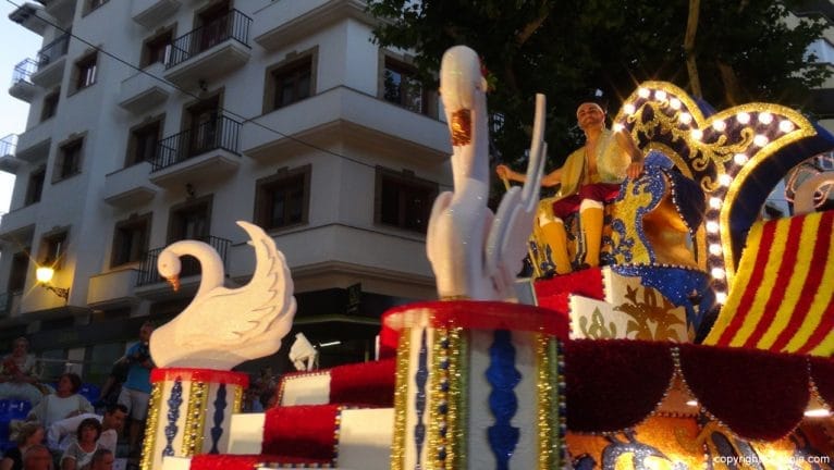 Carrozas Dénia 2015 - Carroza Falla Saladar