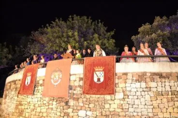 15 Crida de las falleras mayores de Dénia 2016 – Mirados de la Santíssima Trinitat