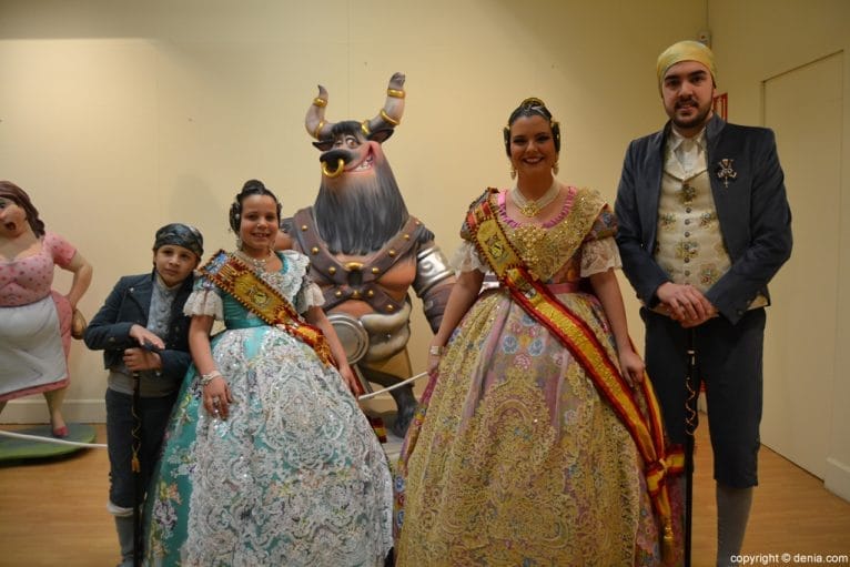 Exposición del Ninot 2016 - Ninot Falla Baix la Mar