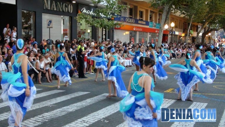 Carrozas de Dénia 2011 - Comparsa de Saladar
