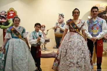 Exposición del Ninot 2016 – Ninot Falla Saladar