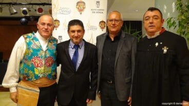 Sopar de Gala 2016 – Alcalde con falleros ejemplares y pregonero