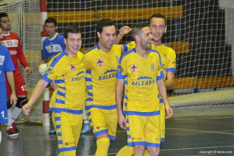 Alegría tras el empate a tres