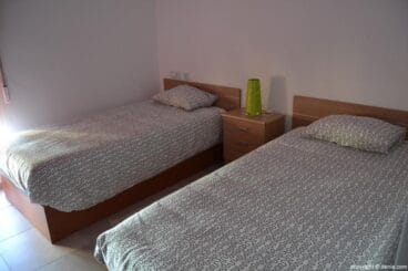 Dormitorio de vivienda tutelada por APROSDECO